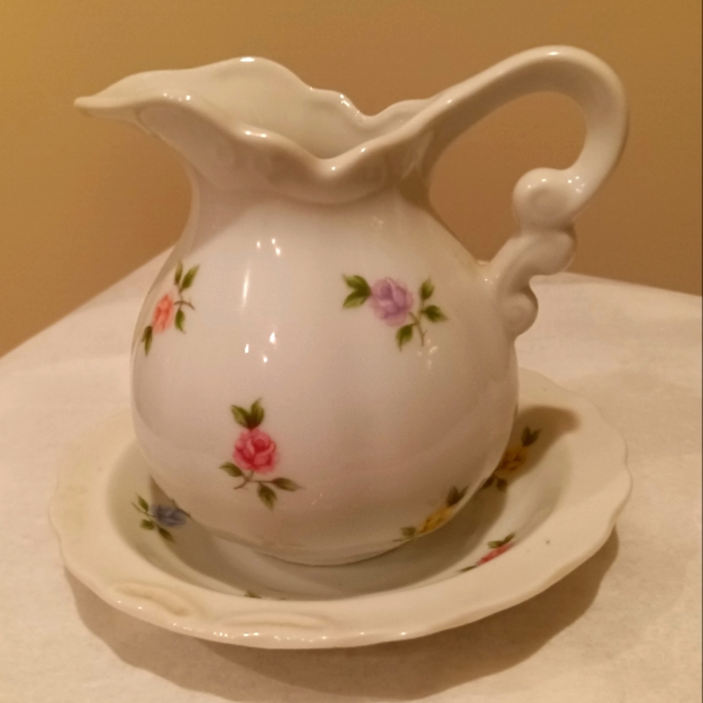 Vintage washbowl